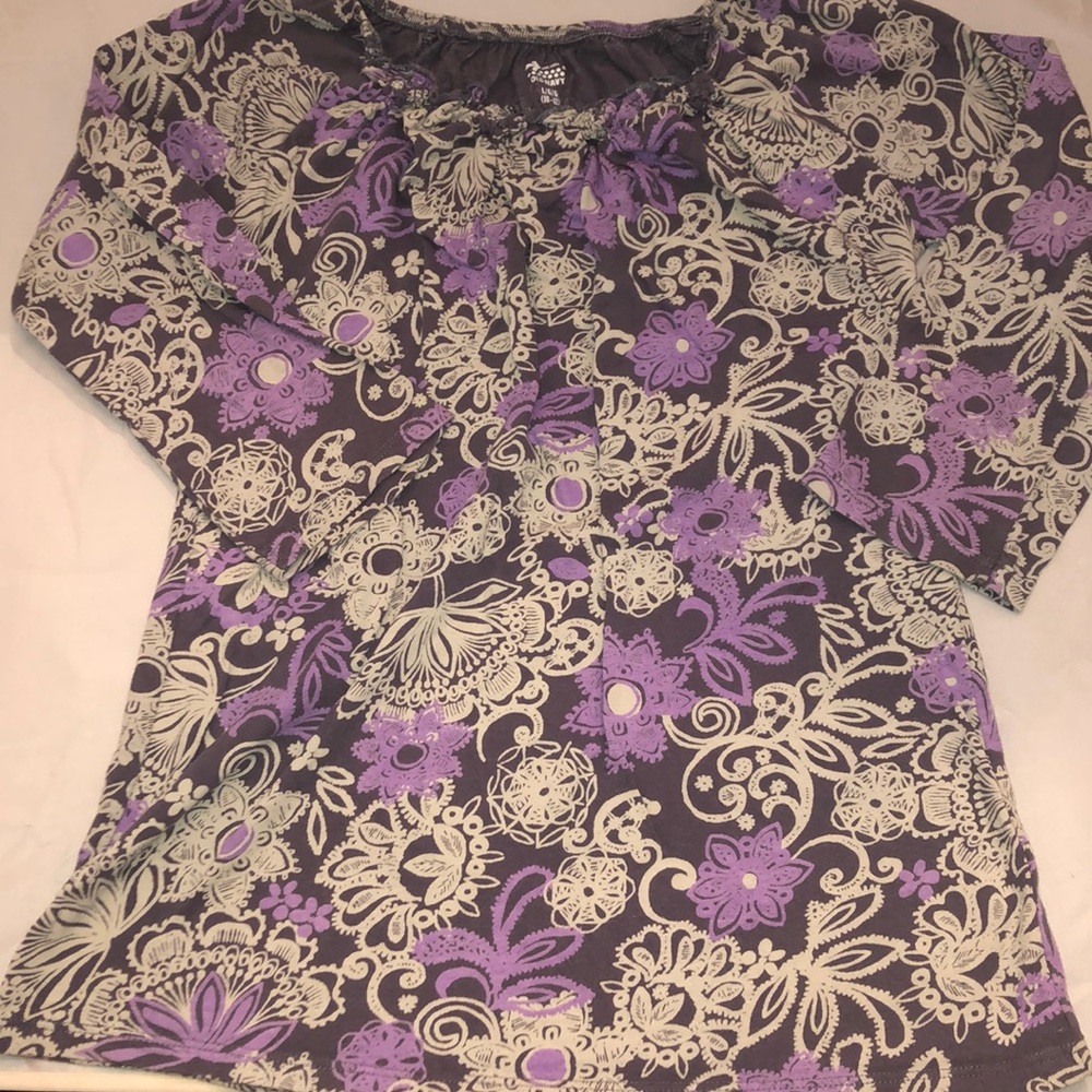 Old navy top with 3/4 sleeves, size L10-12